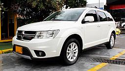 Dodge Journey 2.4 Sxt 7 Puestos At 4x2