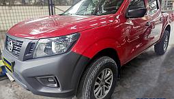 Nissan  New Np300 Frontier 2.5 4X2 Dob. Modelo 2020 Mecanica