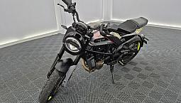 Husqvarna Svartpilen 701  693 2020
